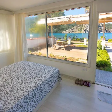 Villa Alanya Sleeps 2 Air Con Wifi Turgutkoy
